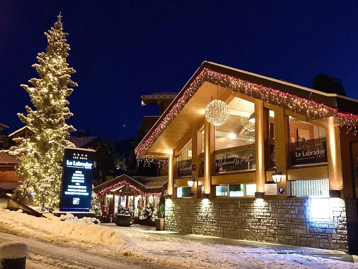 Hotel Le Labrador 1971 Les Gets 4*,  France